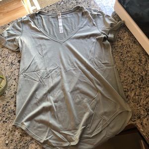 Lululemon T-shirt